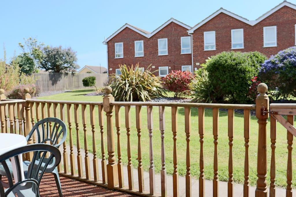 Corton Retreats At Waterside Park Corton (Suffolk) Exterior foto